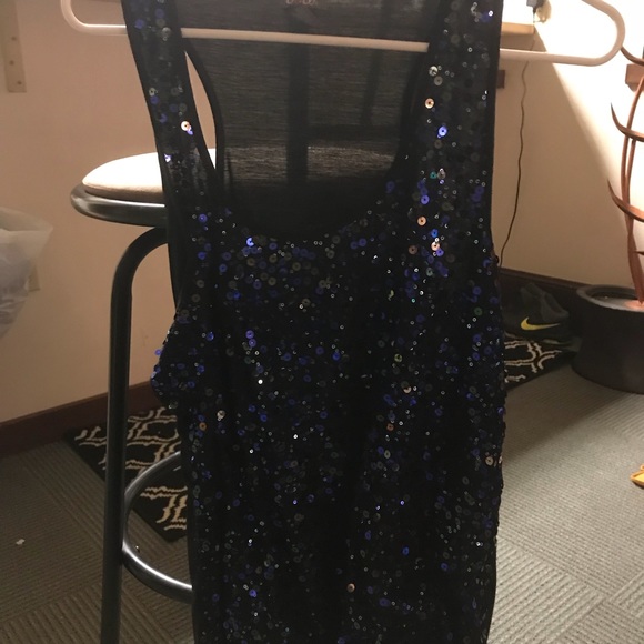 Women’s Dots top - Picture 3 of 3